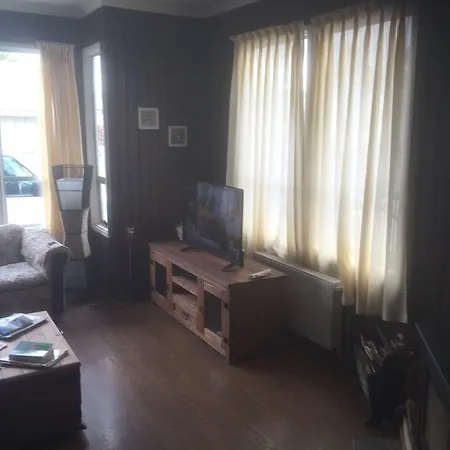 Bed & Breakfast Sierra Baguales *